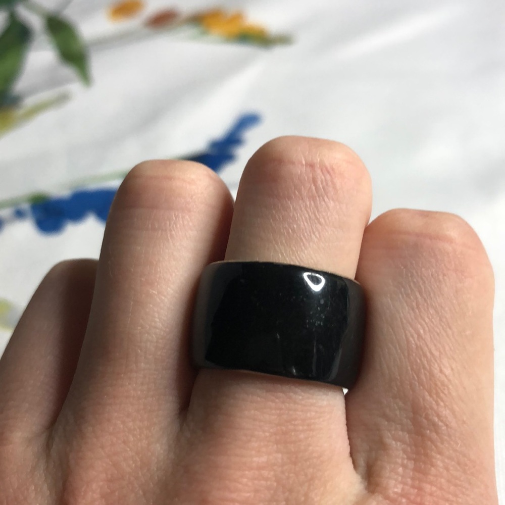 VTG black ring size 6